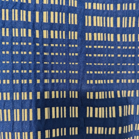 Banana Republic Pencil Skirt, size 6 - Picture 4 of 6